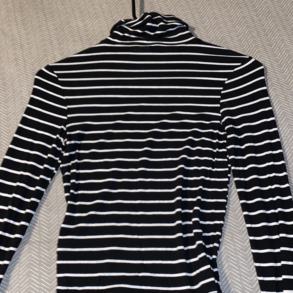 turtle neck - Picture 4 of 4